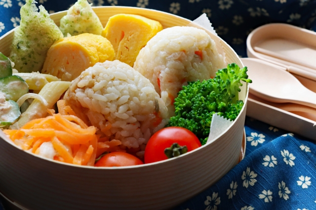 おむすび弁当